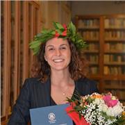 Offro lezioni private a bambini delle scuole elementari e medie. Abito a Lodi ma insegno anche online.